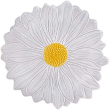 Load image into Gallery viewer, Maria Flor White Daisy Salad Plates s/4