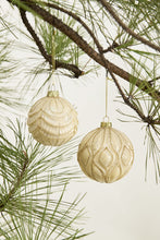 Load image into Gallery viewer, ANTOINETTE ORNAMENT 3.5"