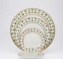 Load image into Gallery viewer, La Bocca Green Dinner Plate