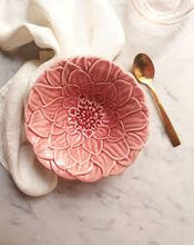 Load image into Gallery viewer, Maria Flor Pink Dahlia Bowls s/4