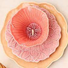 Load image into Gallery viewer, Maria Flor Hollyhock Dessert Plates s/4