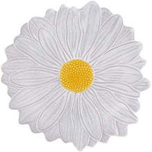 Load image into Gallery viewer, Maria Flor White Daisy Salad Plates s/4
