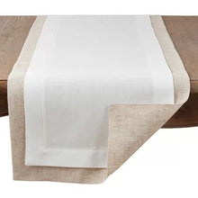 Load image into Gallery viewer, Moldura Table Runner
