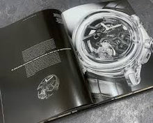 Load image into Gallery viewer, RARE WATCHES BOOK
