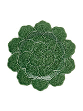 Load image into Gallery viewer, Geranium Charger Plates
